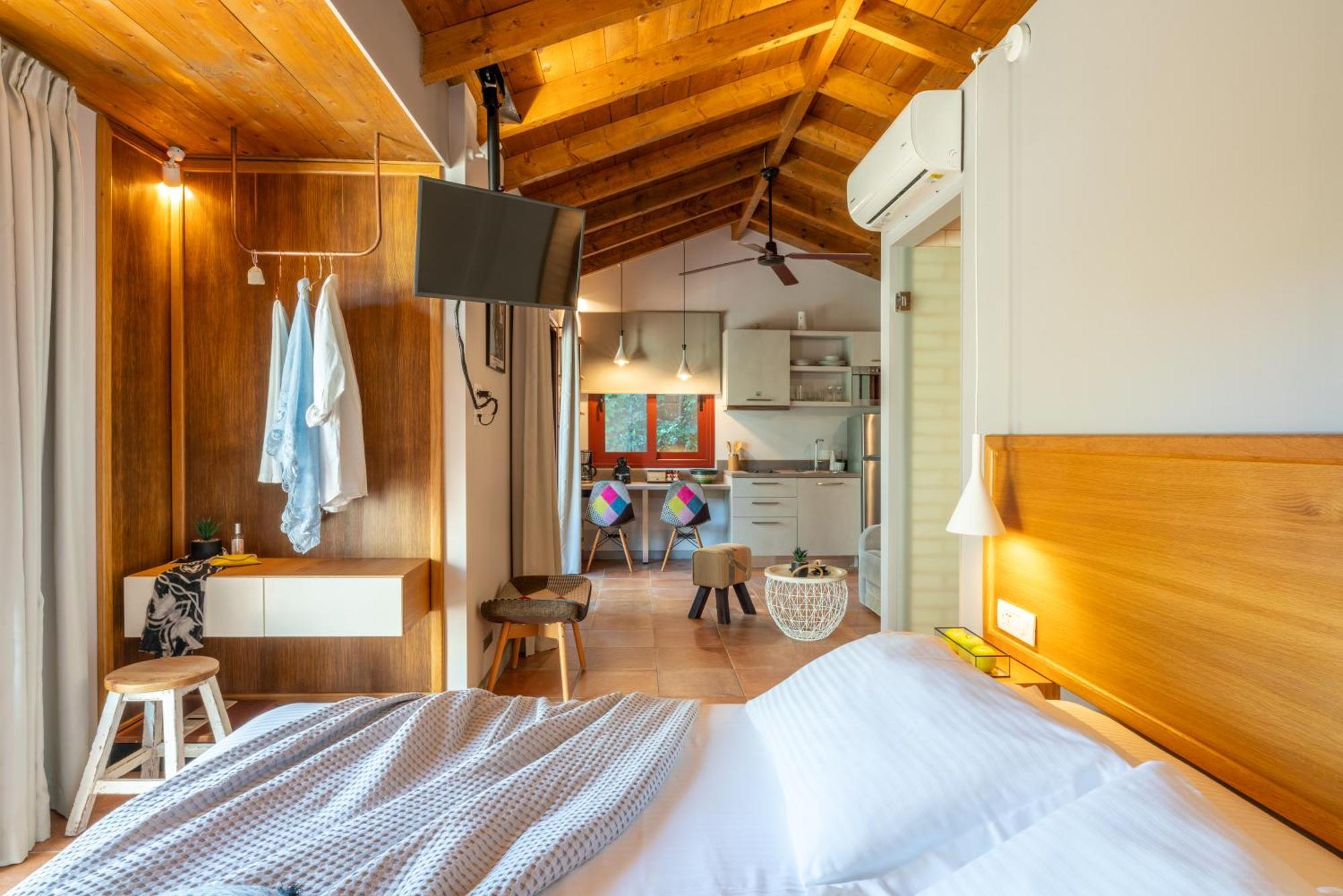 Klaritz Luxury Suites Lassi  Dış mekan fotoğraf