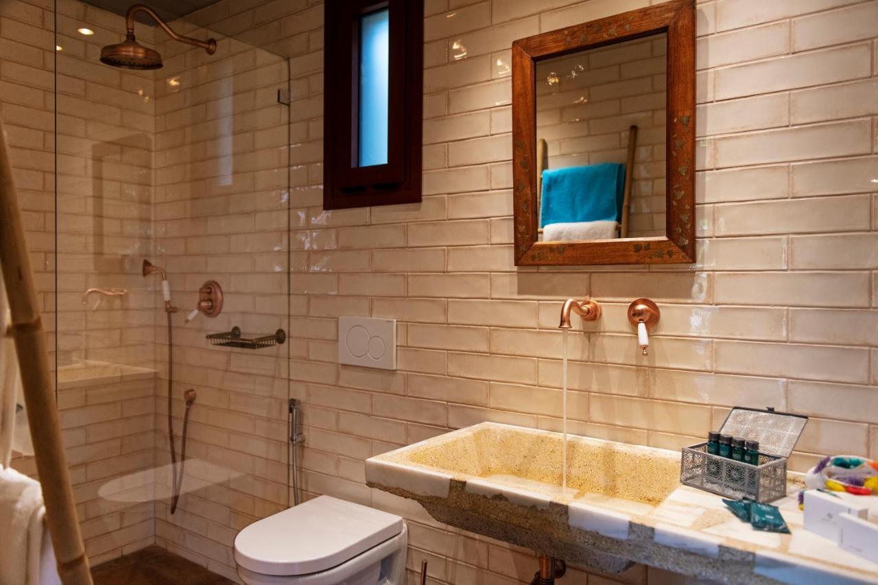 Klaritz Luxury Suites Lassi  Dış mekan fotoğraf